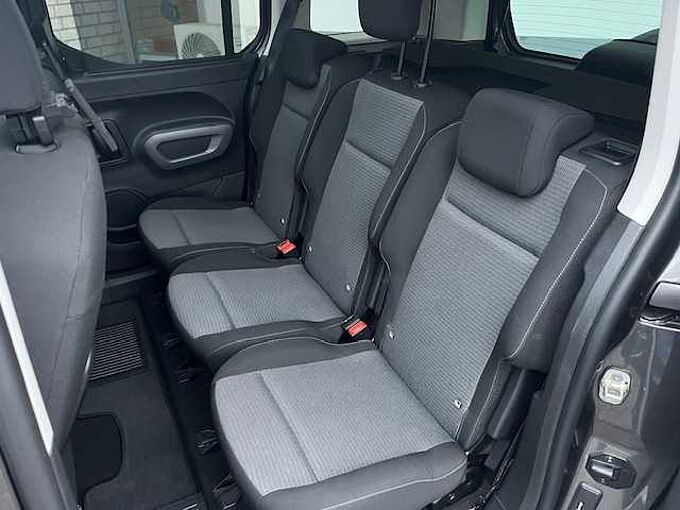 Toyota Proace Verso 1.5 D-4D L1 City Team Deutschland - Pano, Navi