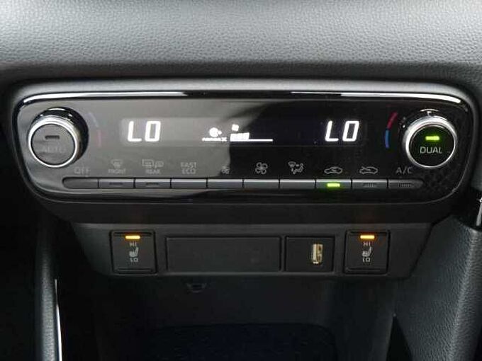 Toyota Yaris 1.5 Hyb. Style Sport- LED, SHZ, Navi