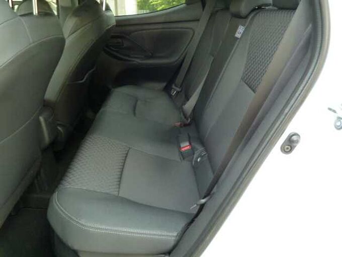 Toyota Yaris 1.5 Hyb. Style Sport- LED, SHZ, Navi