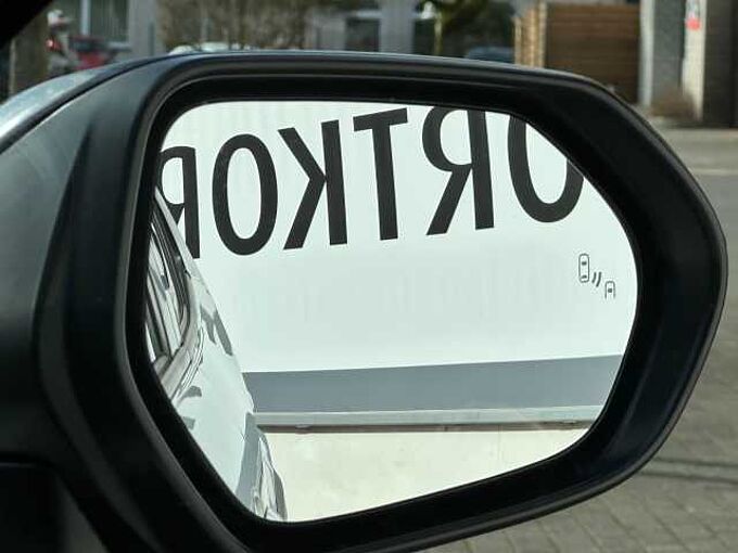 Toyota Yaris Cross 1.5 Hybrid GR Sport - NAVI, HEAD, PANO ...