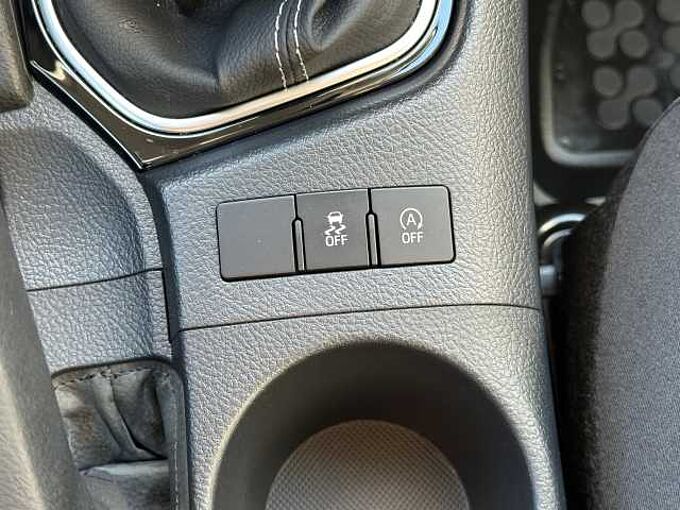 Toyota Auris 1.2 Turbo Team Deutschland - Keyfree, CAM, SHZ, BT ... -