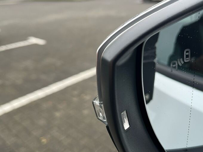 Volkswagen T-Roc 2.0 TSI R-Line - 4MOTION DSG - LED, TLeder