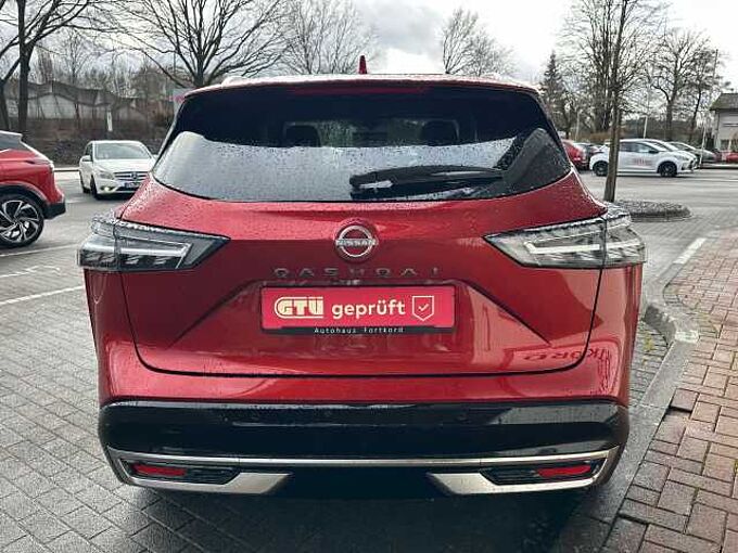 Nissan Qashqai 1.3MHEV Tekna Plus + XTronic - Facelift Pano, Bose, 20'
