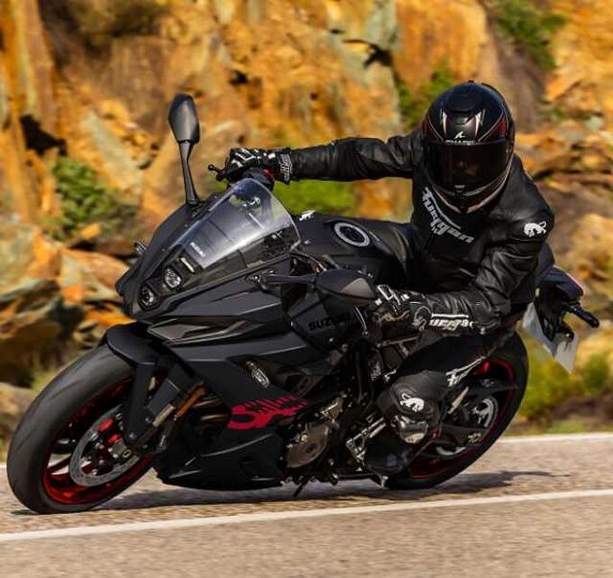 Suzuki GSX-8R Power Edition Akrapovic, LED, ABS - MY 26