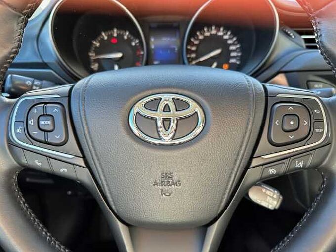 Toyota Avensis Touring Sports TD 1.8 - Navi, AHK, LED, SZ