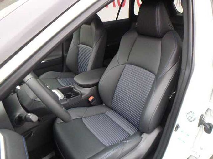 Toyota RAV4 Hybrid Style AWD 4x4 - AHK, LED, BT, Navi, PDC