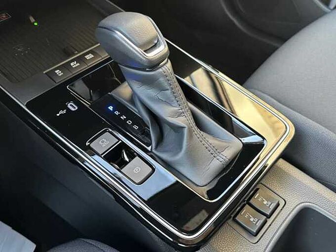 Toyota Corolla Cross 2.0 Hybrid Style - Facelift - NAVI, LED, PDC