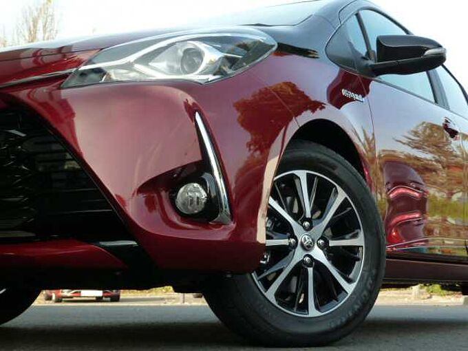 Toyota Yaris Hybrid Style - Navi, Alu, Safety S., SZ, Keyless, BT