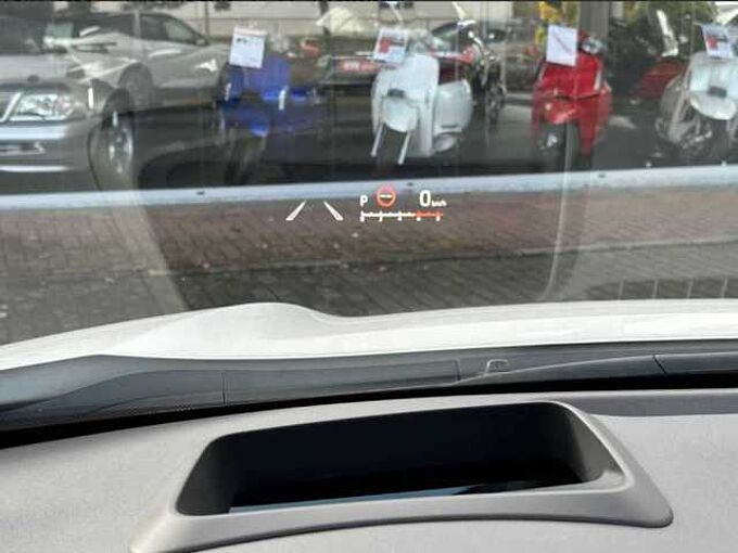 Toyota Yaris Cross 1.5 Hybrid GR Sport - HEAD., JBL, elektr. Heckkl., LED ...