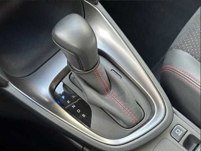 Toyota Yaris Cross 1.5 Hybrid GR Sport - HEAD., JBL, elektr. Heckkl., LED ...