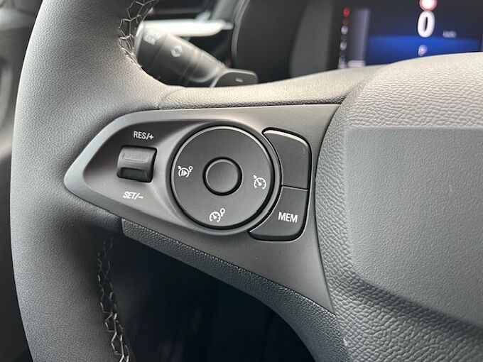 Opel Corsa 1.2T GS Black Edition - Autom. - Massage, Navi, SZ, LED, TL, PDC