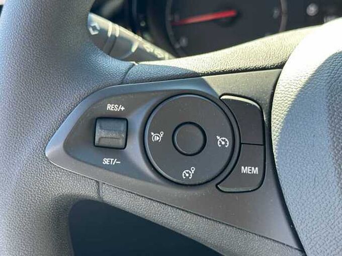 Opel Corsa 1.2 - BT, LED, SHZ, Klima ... wenig KM