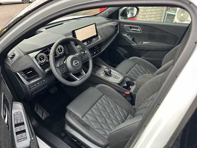 Nissan Qashqai 1.3MHEV Tekna Plus + XTronic - Facelift Pano, Bose, 20'