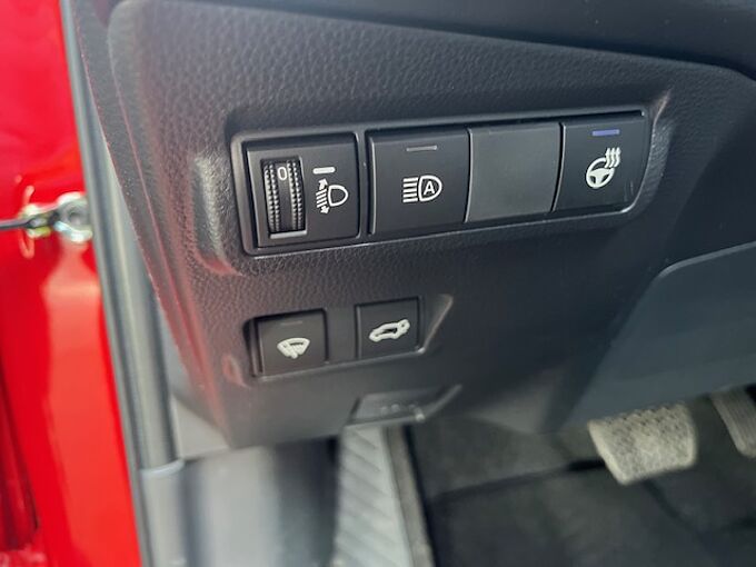 Toyota Corolla Cross 2.0 Hybrid Style - Facelift - NAVI, LED, PDC