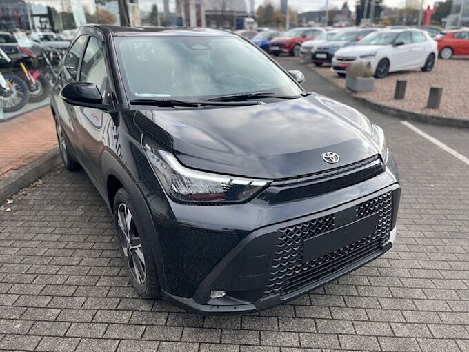 Toyota Aygo X Hybrid - Comfort - Automatik - Navi, LED