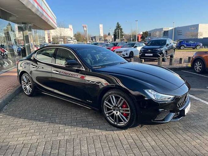Maserati Ghibli S Q4 GranSport  - Kamera, LED, 20' Zoll, Navi