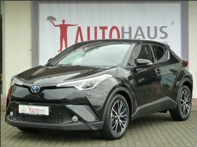 Toyota C-HR 2.0 Hybrid Team D - SH, Bhz. Lenkr., Parkass., Navi, LED ...