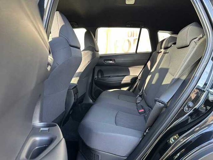 Toyota Corolla Cross 2.0 Hybrid Style - Facelift - NAVI, LED, PDC