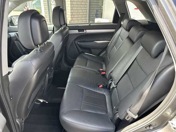 Kia Sorento 2.2 CRDi AWD Aut. Platin. Edition - AHK  Pano