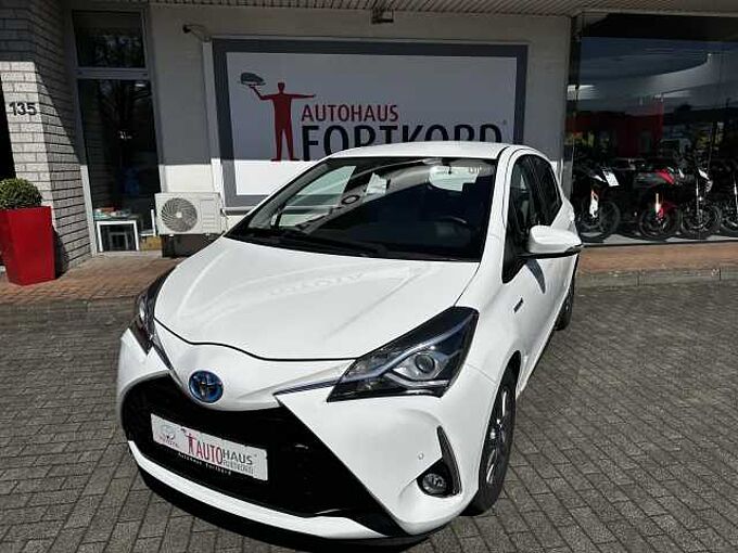 Toyota Yaris 1.5 Hybrid Comfort - Standhzg., SHZ, CAM. ... -