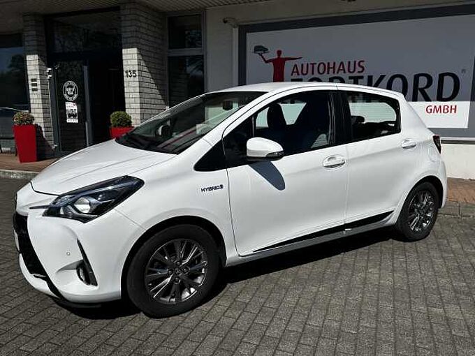 Toyota Yaris 1.5 Hybrid Comfort - Standhzg., SHZ, CAM. ... -