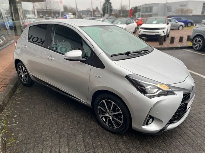 Toyota Yaris Hybrid Team Deutschland - SHZ, CAM,  Alu,  BT