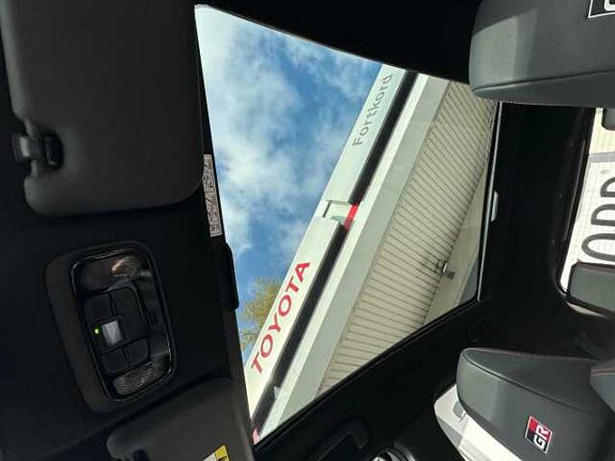 Toyota Yaris Cross 1.5 Hybrid GR Sport - NAVI, HEAD, PANO ...