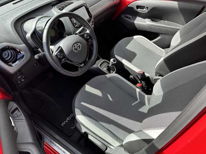 Toyota Aygo X - Team Deutschland - Automatik - Navi