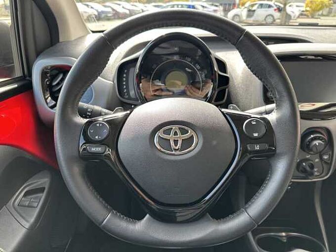 Toyota Aygo X - Team Deutschland - Automatik - Navi
