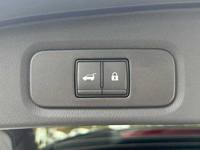 Nissan Qashqai 1.3MHEV Tekna Plus + XTronic - Facelift Pano, Bose, 20'