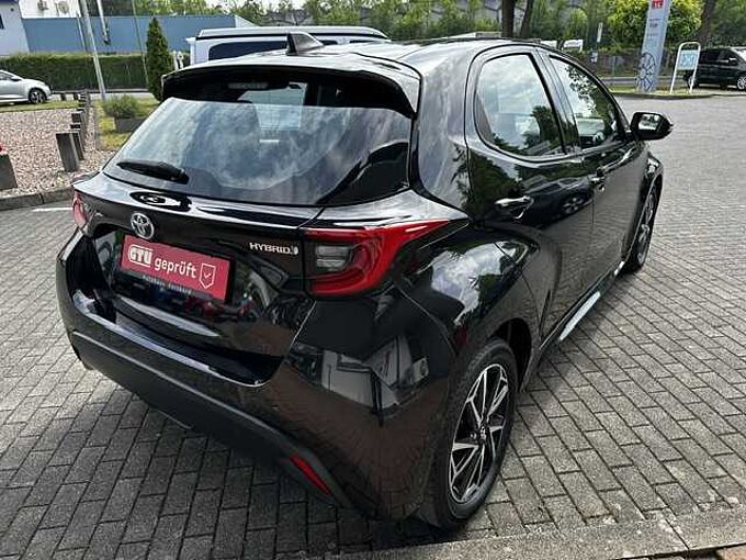 Toyota Yaris 1.5 Hybrid (Teamplayer) - NAVI, SHZ, KAM., LED...