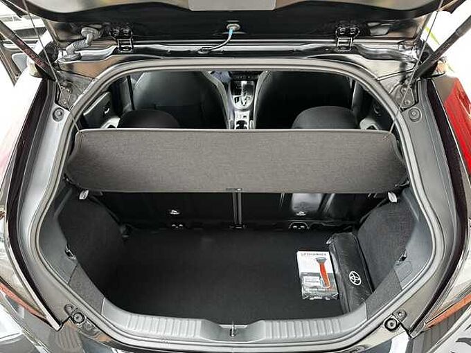 Toyota Aygo X Hybrid - Comfort - Automatik - Navi, LED