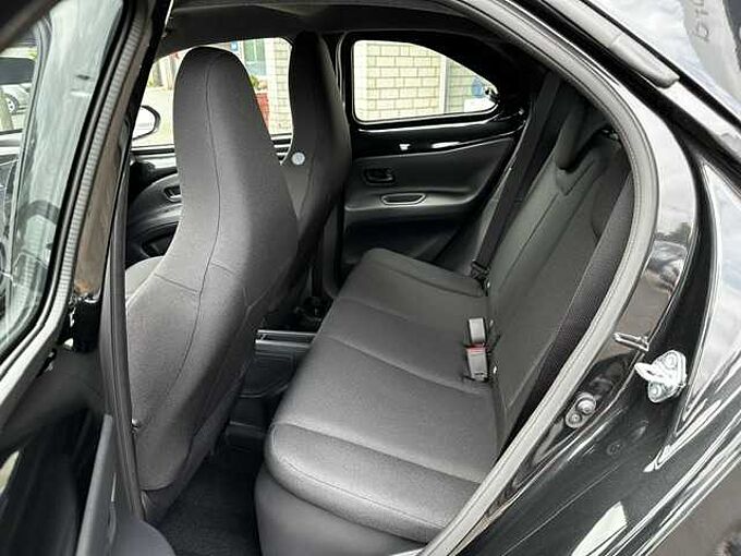Toyota Aygo X Hybrid - Comfort - Automatik - Navi, LED