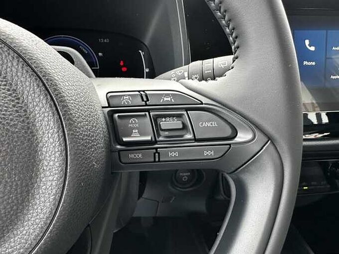Toyota Aygo X Hybrid - Comfort - Automatik - Navi, LED