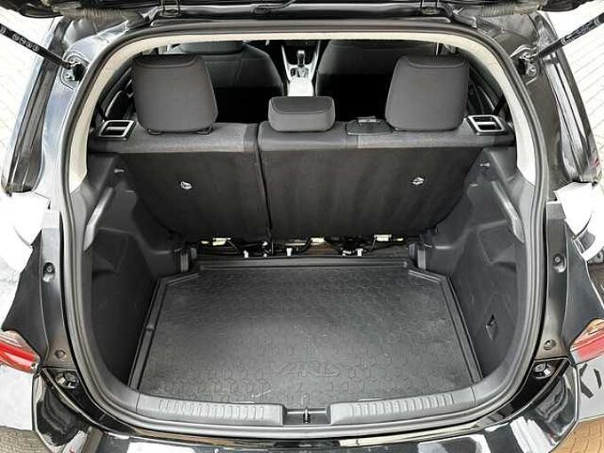 Toyota Yaris 1.5 Hybrid Style (Teamplayer) - NAVI, SHZ, KAM., LED...