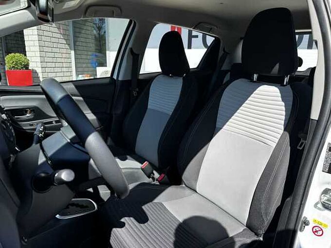 Toyota Yaris 1.5 Hybrid Comfort - Standhzg., SHZ, CAM. ... -