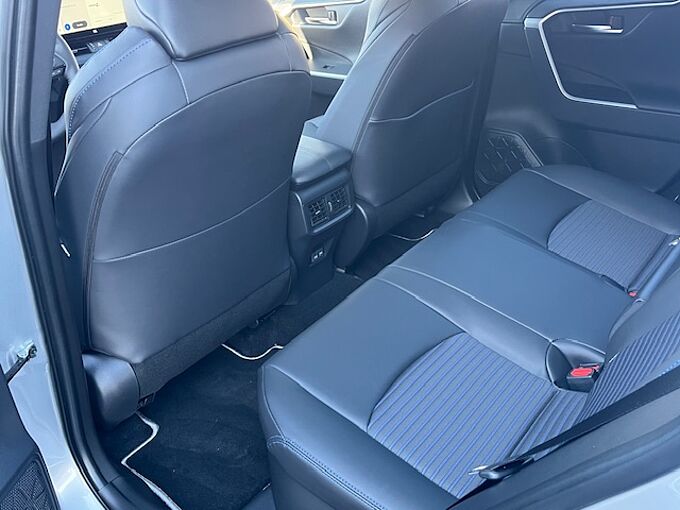 Toyota RAV 4 Hybrid  4x2  Style - JBL, LED, 360&deg;, PDC