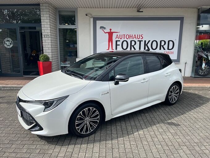 Toyota Corolla 2.0 Hybrid Style - Navi, PDC, LED