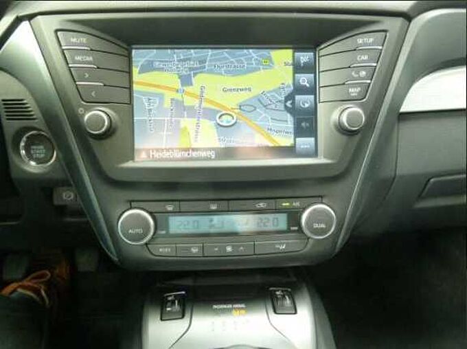 Toyota Avensis 1.8 - Leder, KEYLESS, Navi, SHZ. ...