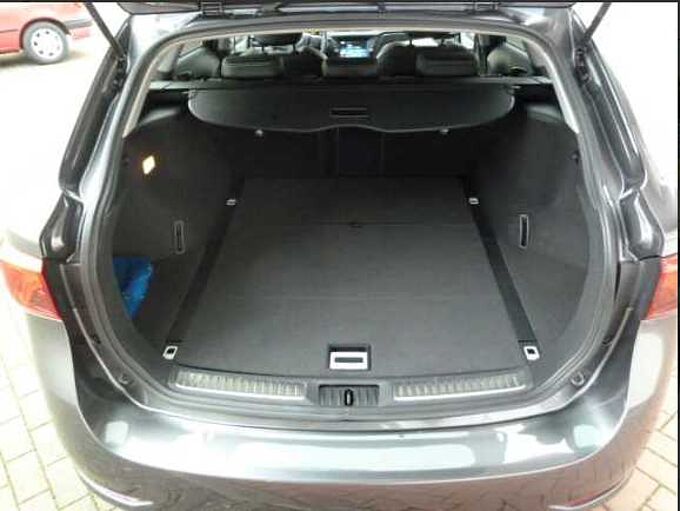 Toyota Avensis 1.8 - Leder, KEYLESS, Navi, SHZ. ...