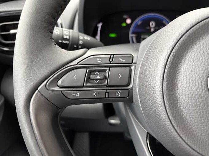 Toyota Yaris Style - 1.5 Hybrid - Navi, KEYLESS, SHZ.