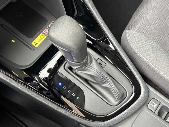 Toyota Yaris Style - 1.5 Hybrid - Navi, KEYLESS, SHZ.