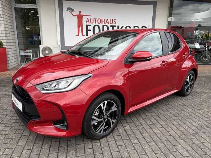 Toyota Yaris Style - 1.5 Hybrid - Navi, KEYLESS, SHZ.