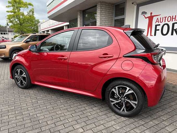 Toyota Yaris Style - 1.5 Hybrid - Navi, KEYLESS, SHZ.