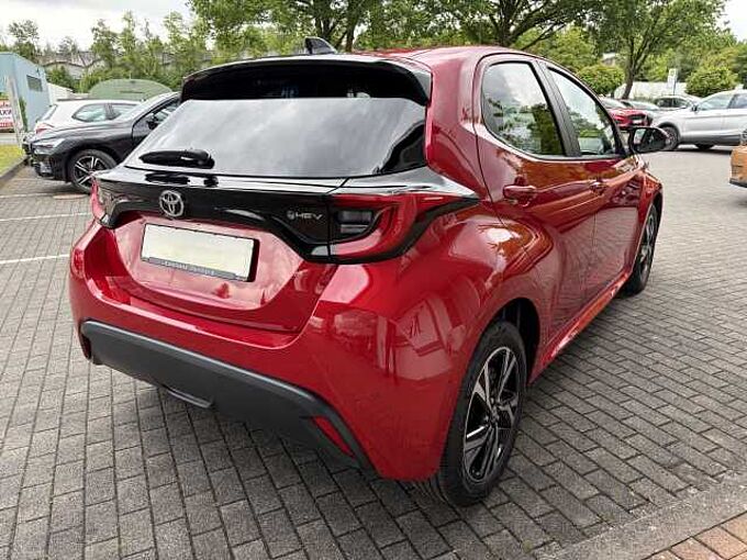 Toyota Yaris Style - 1.5 Hybrid - Navi, KEYLESS, SHZ.