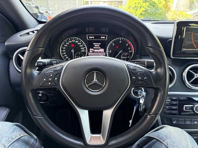Mercedes-Benz A 180 CDI Diesel - Navi, PDC, SHZ., ...