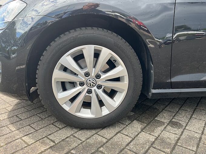 Volkswagen Golf 1.4 TSI BMT Allstar - Navi, SZ, Alu