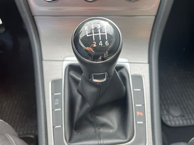 Volkswagen Golf 1.4 TSI BMT Allstar - Navi, SZ, Alu