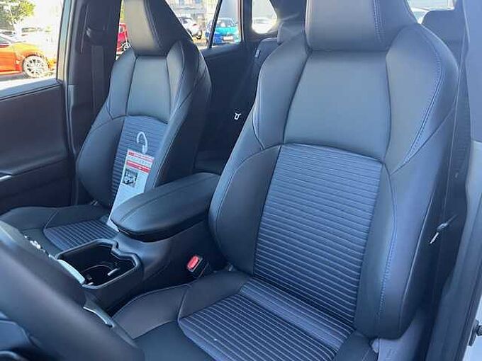Toyota RAV 4 Hybrid  4x2  Style - JBL, LED, 360&deg;, PDC