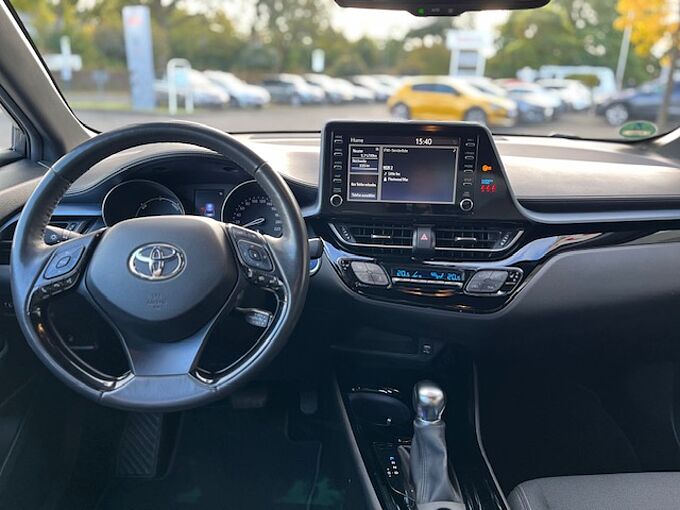 Toyota C-HR Hybrid 2.0 Team Deutschland - LED, SZ, Navi, IPC